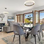 Townhouse In Paraiso بيت للعطل إِستيبونا