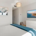 Townhouse In Paraiso إِستيبونا